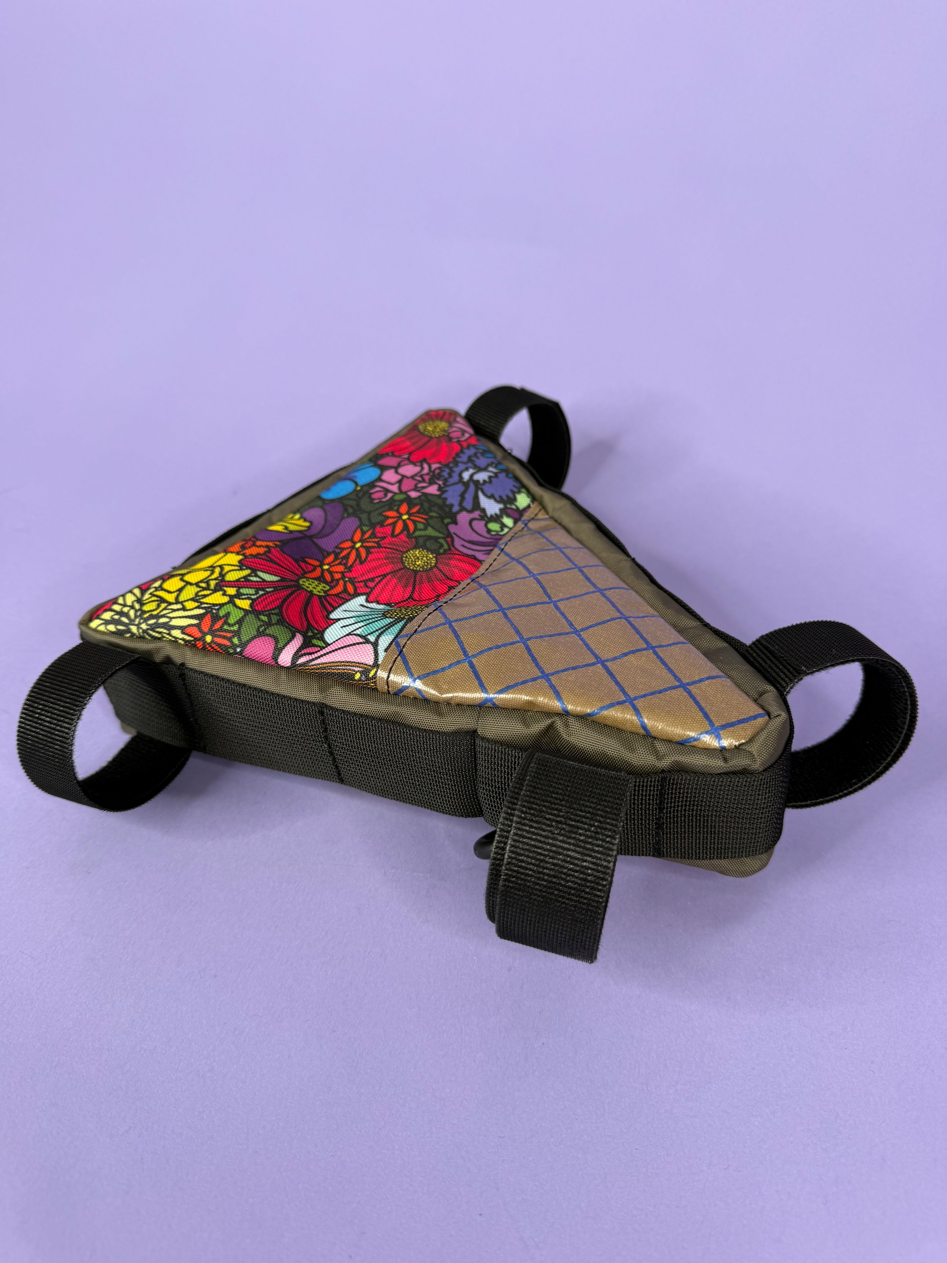 CORNER BAGS (all colors)