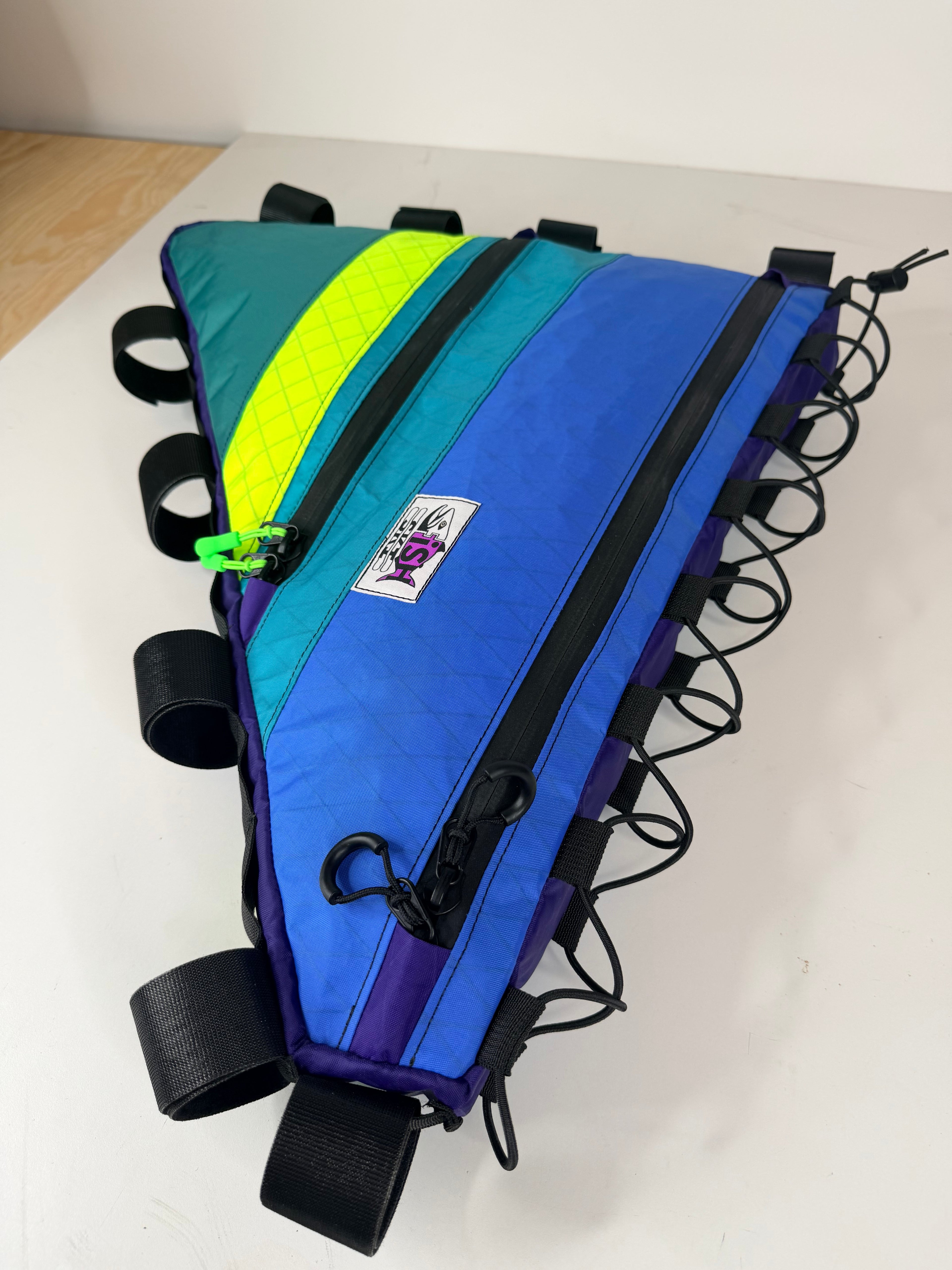 1 of 1 Primos Dame XL Frame bag