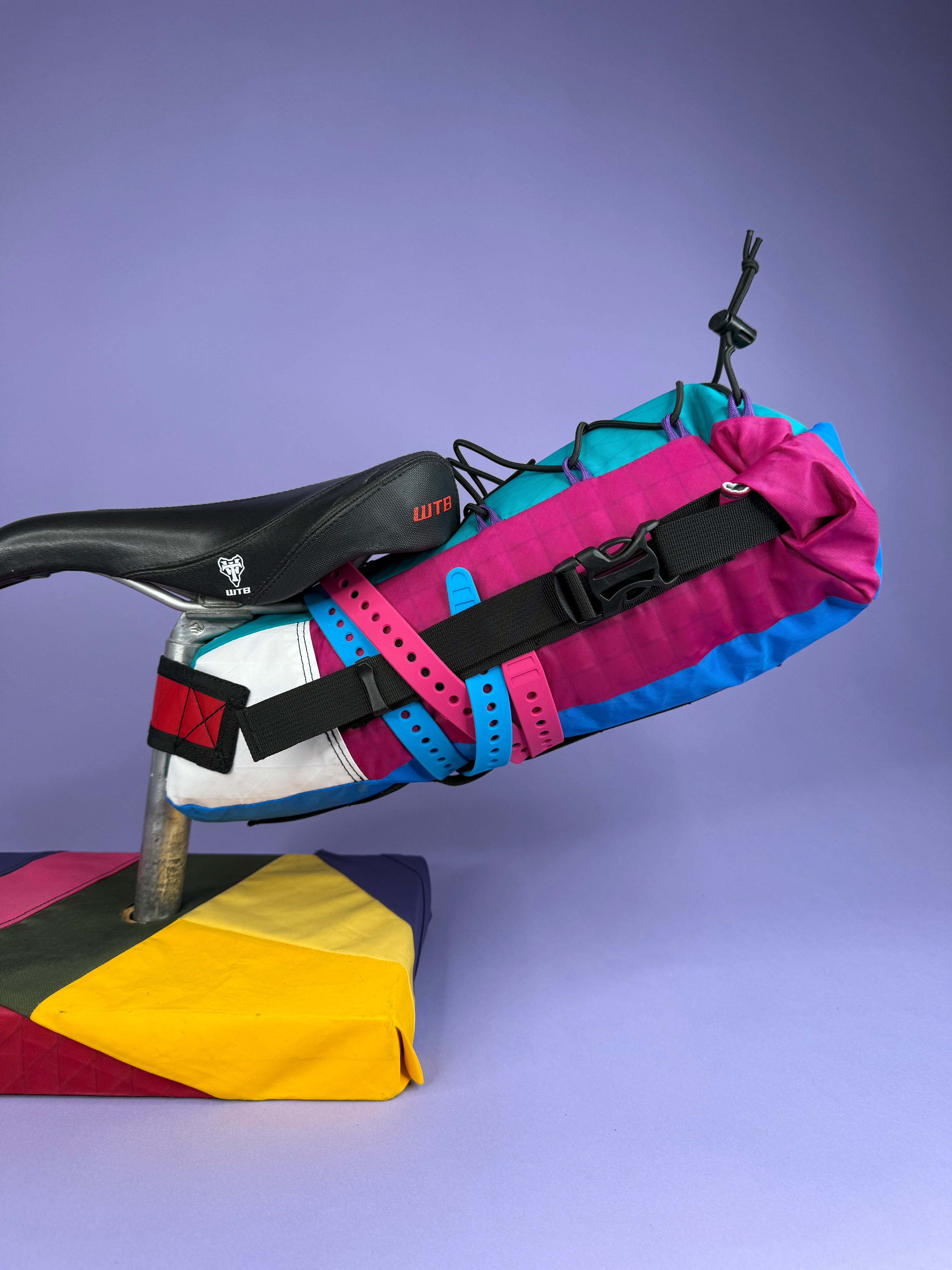 Yellow/Blue Saddlebag