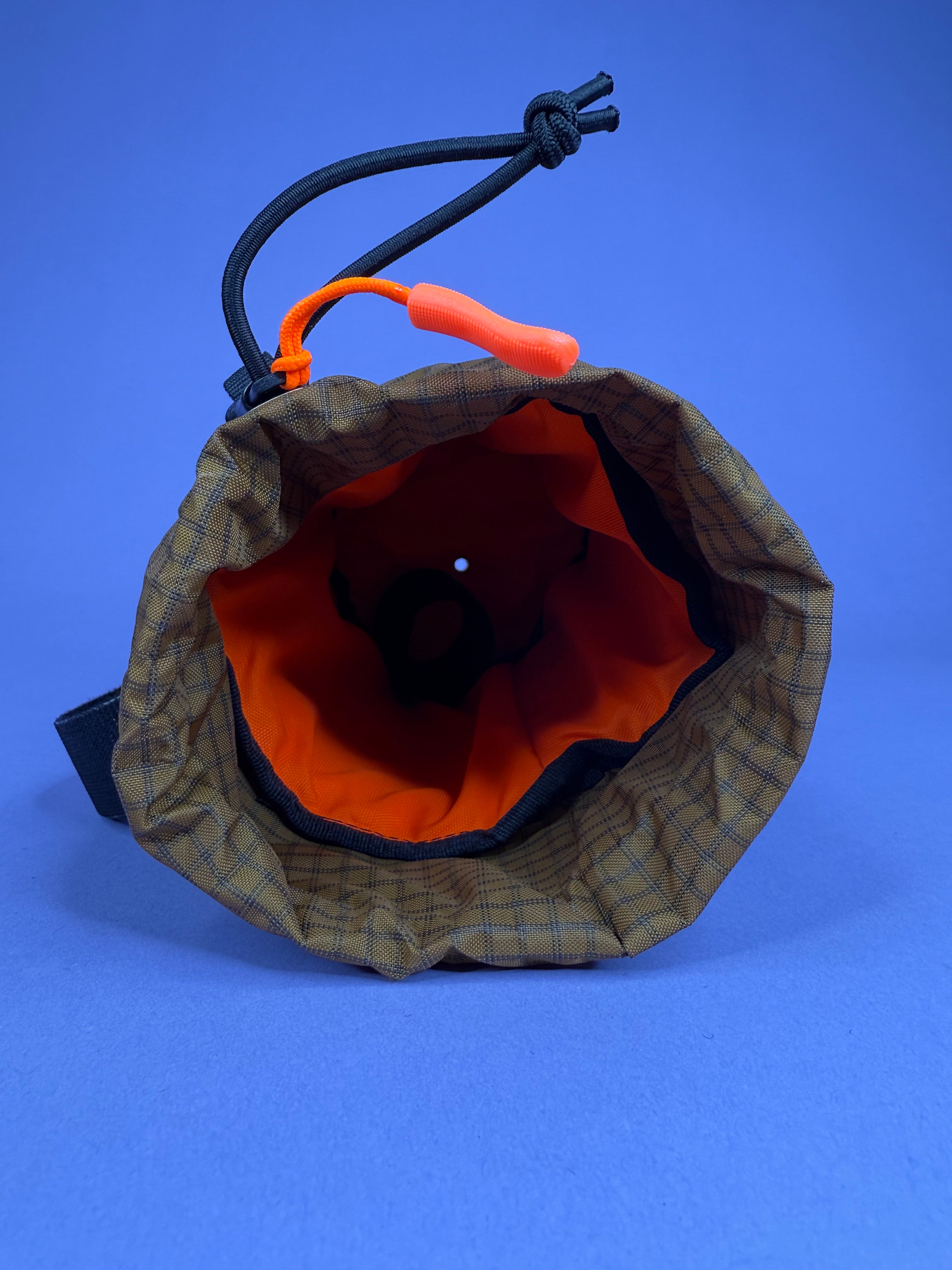 Grey/Camo Feedbag