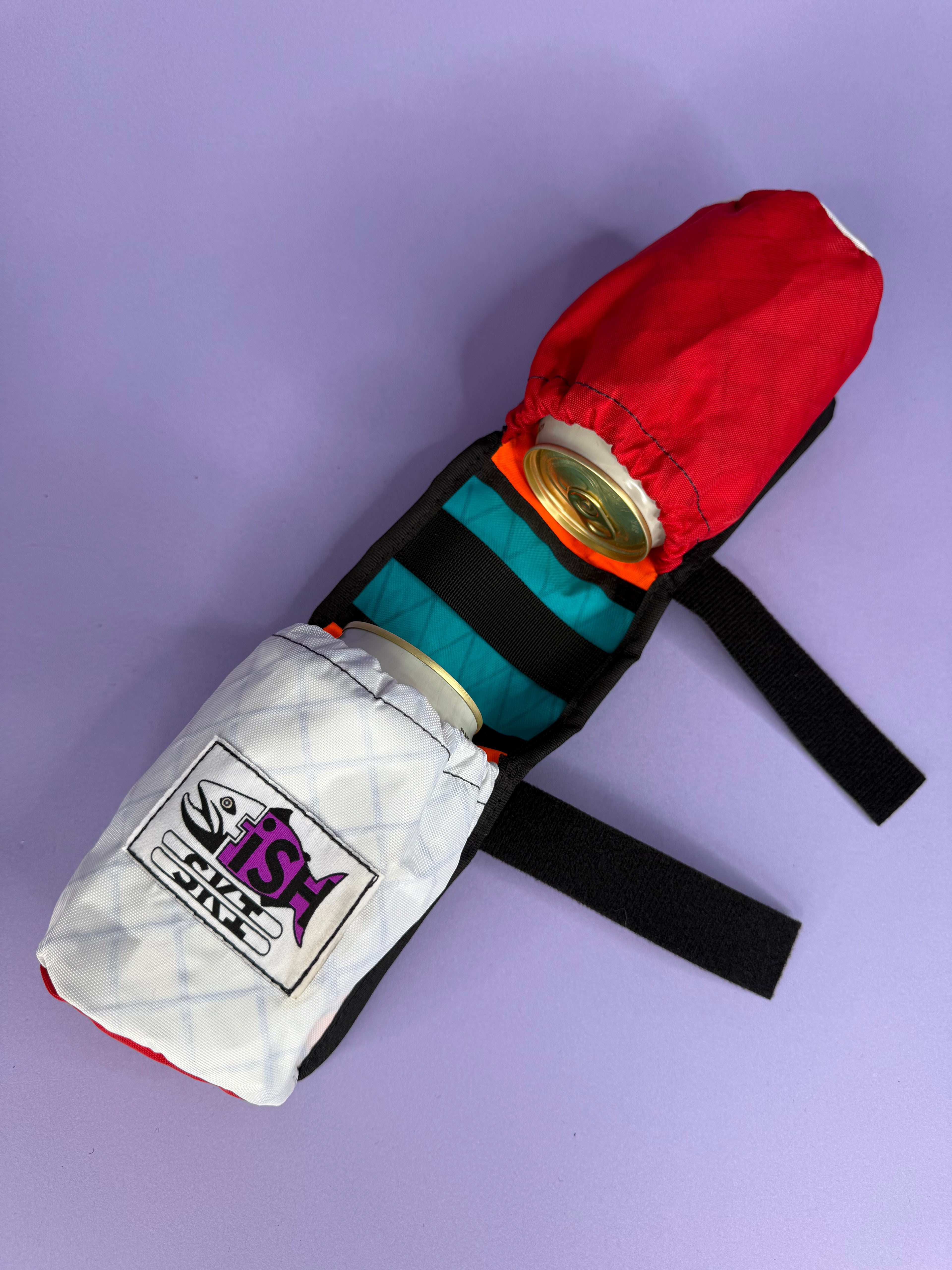 White/Red 2-Pack Beverage Carrier