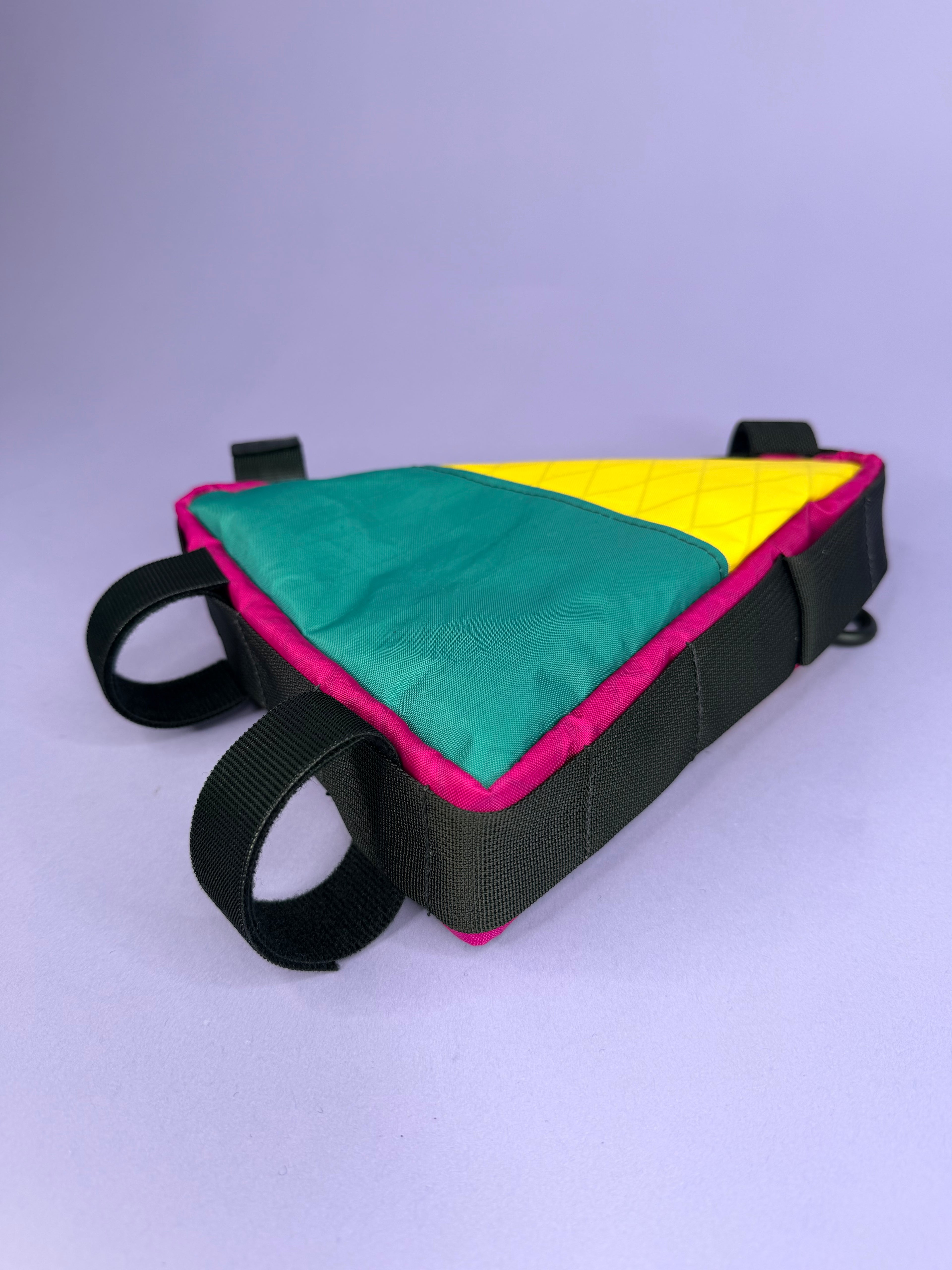 CORNER BAGS (all colors)