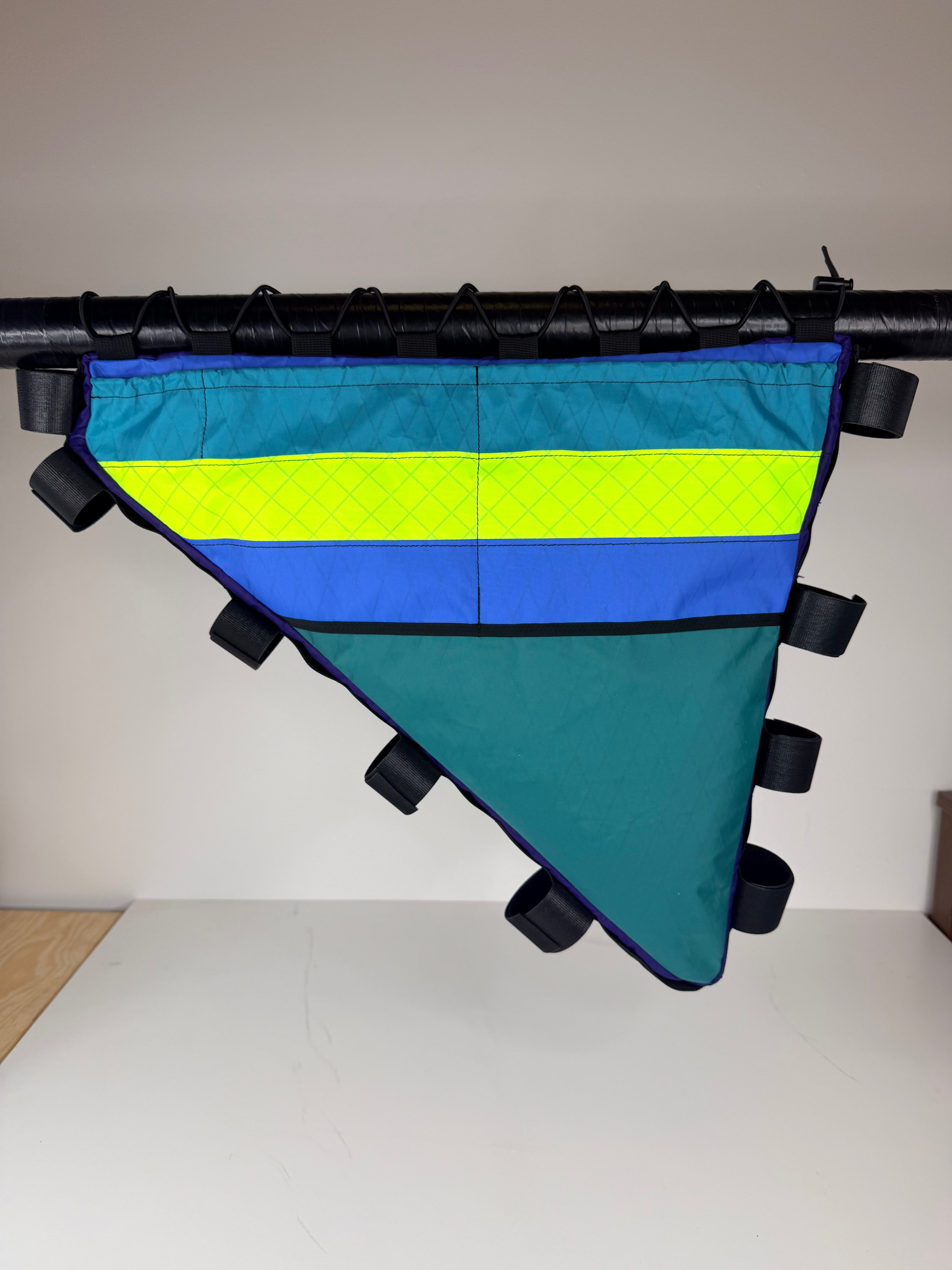 1 of 1 Primos Dame XL Frame bag