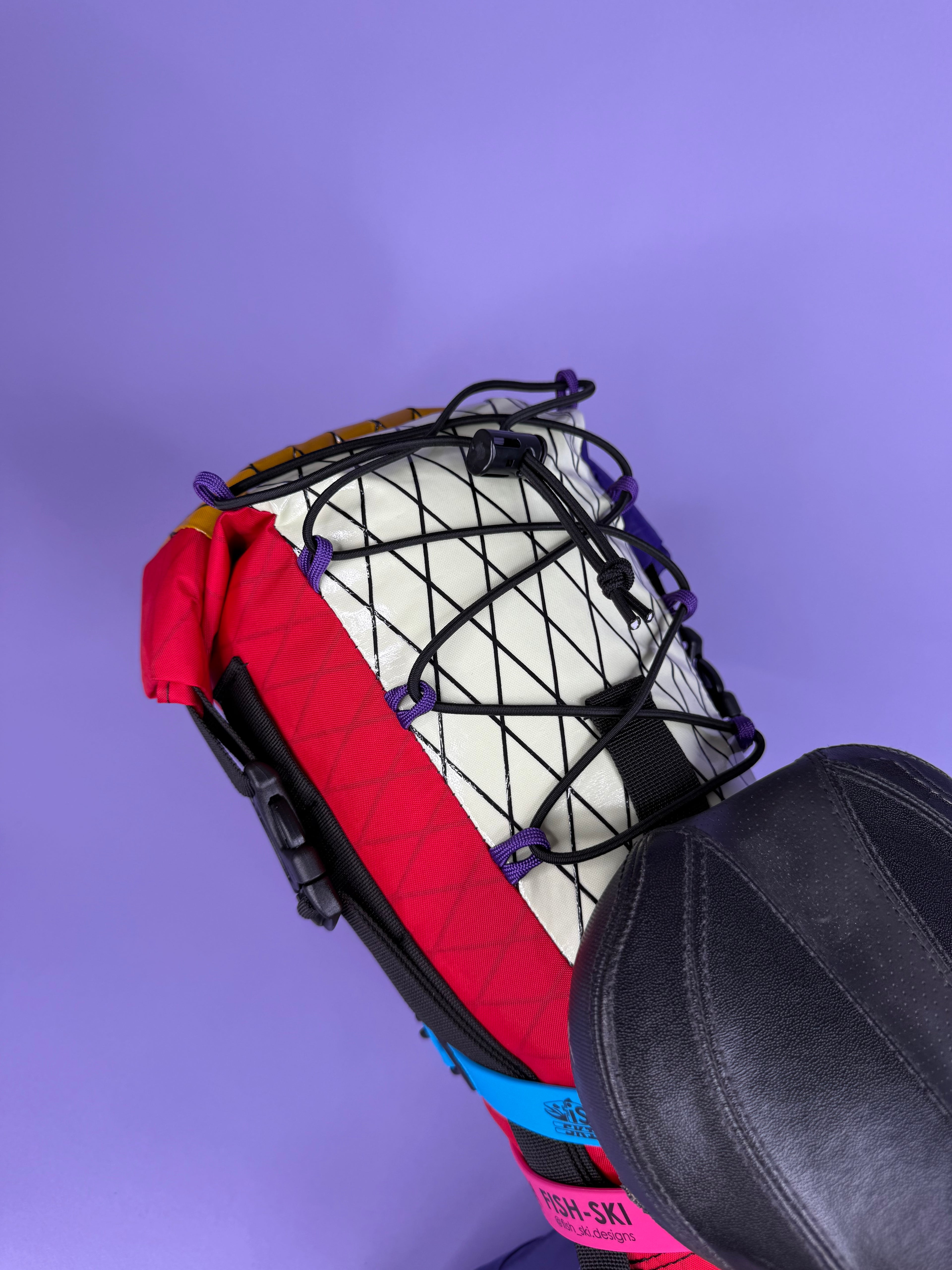 Seafoam/Red Saddlebag