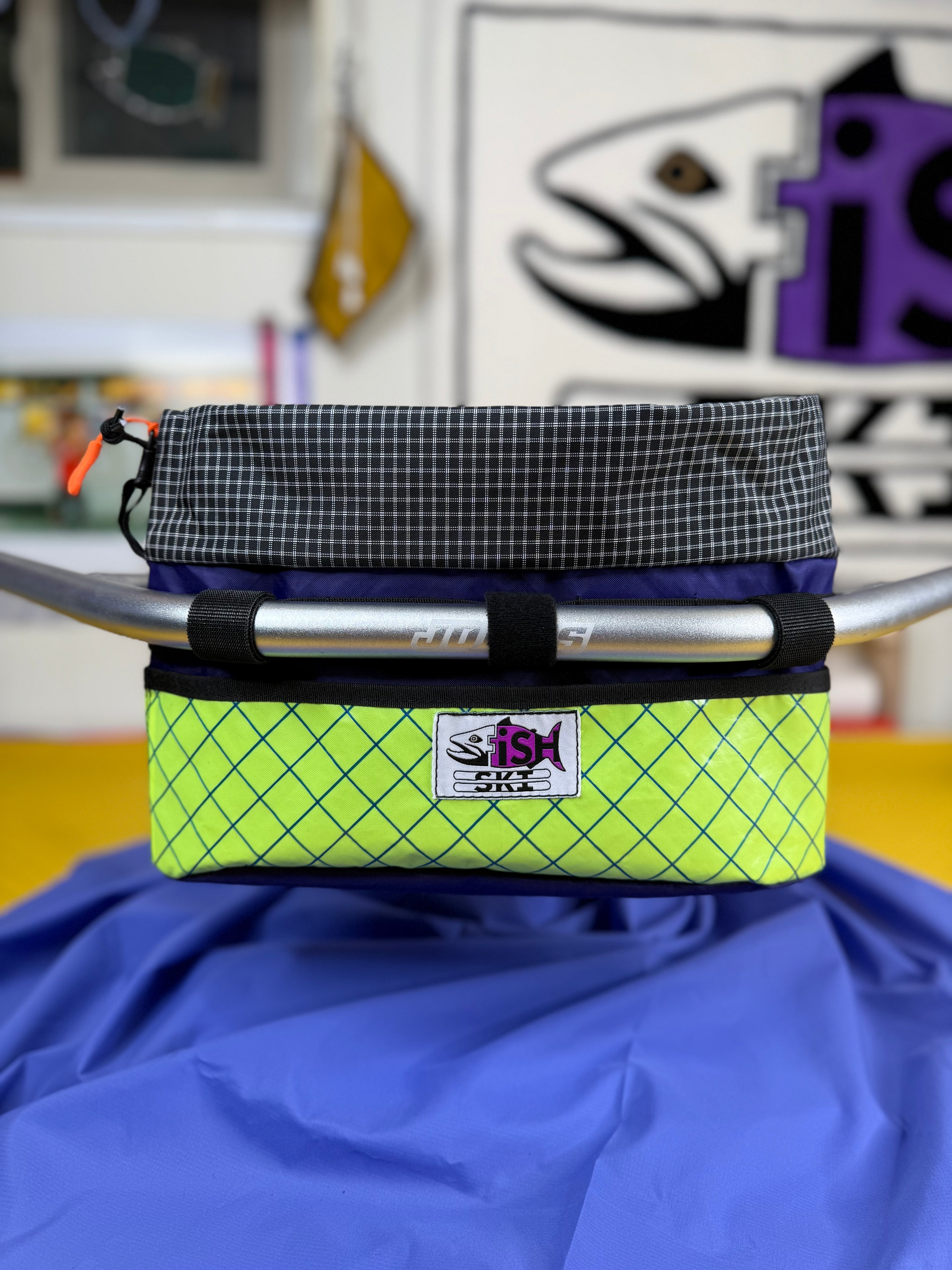 Purple/High-vis Jones H-bar/Surly Moloko Bag