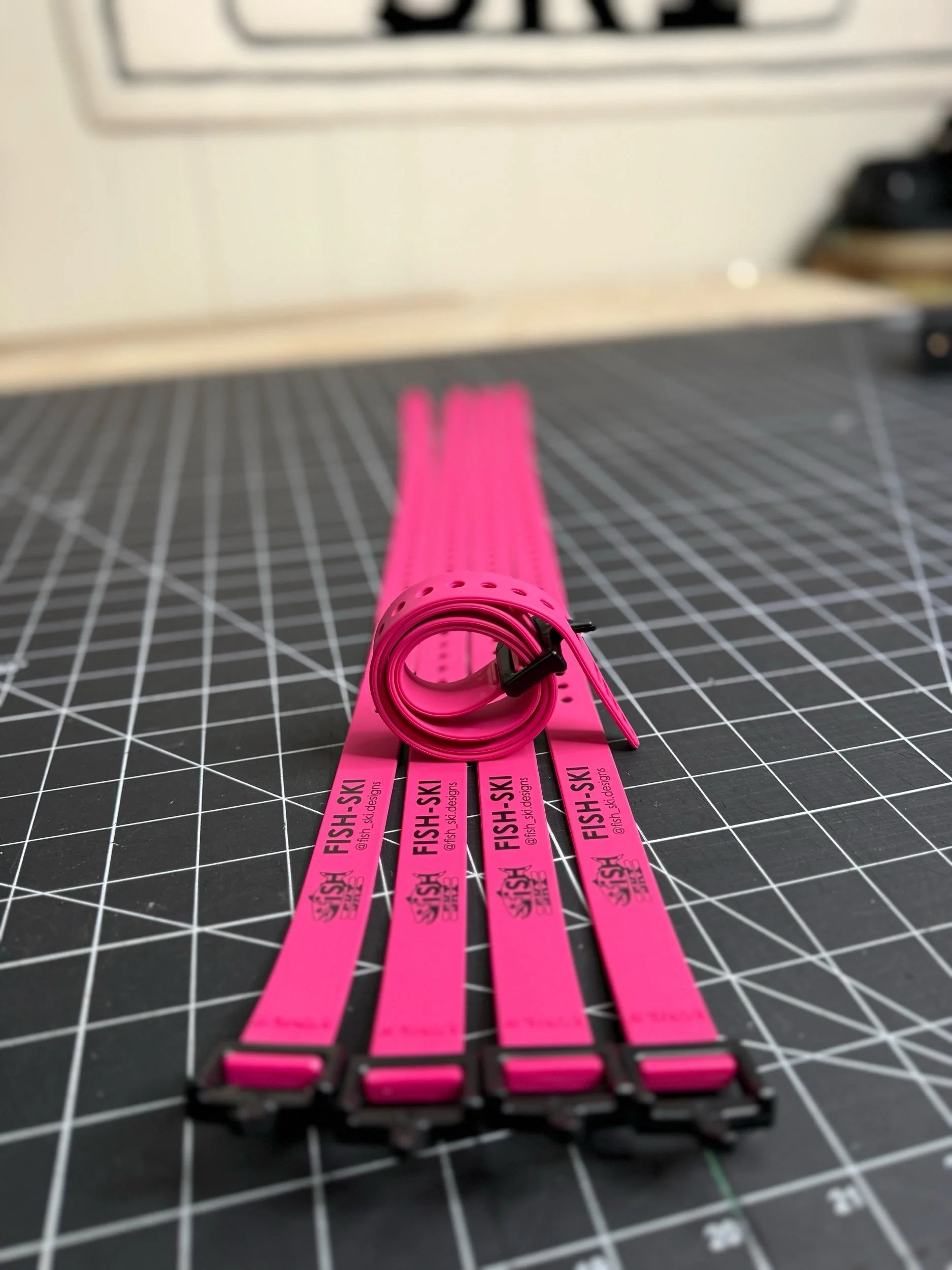 25" Nylon Buckle Fish-Ski x Voile strap