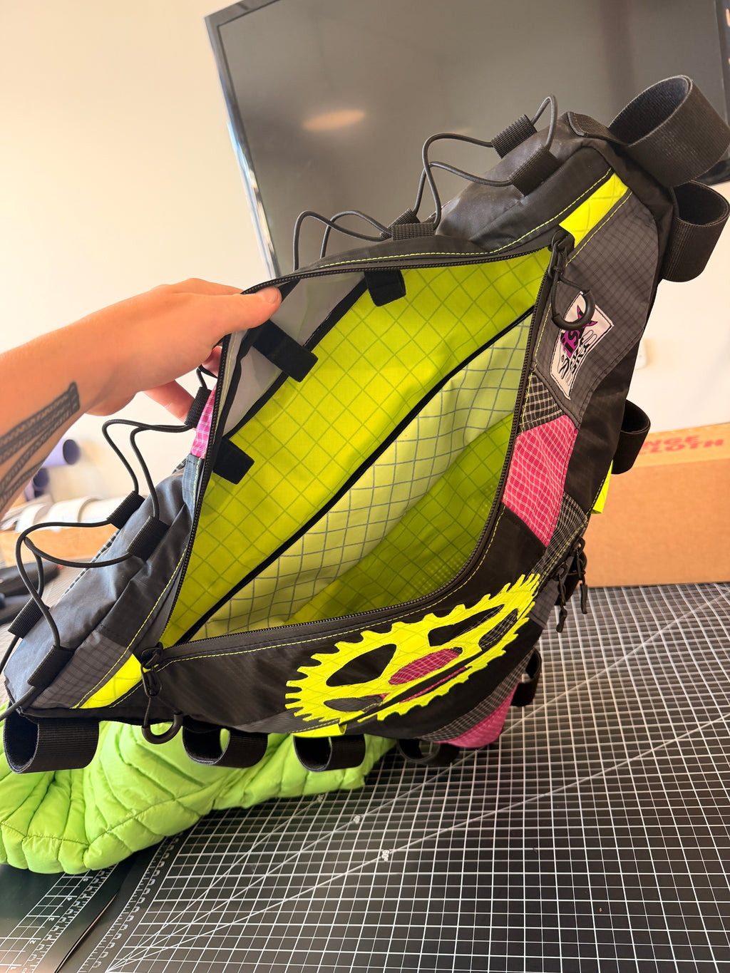 1 of 1 XL Frame bag
