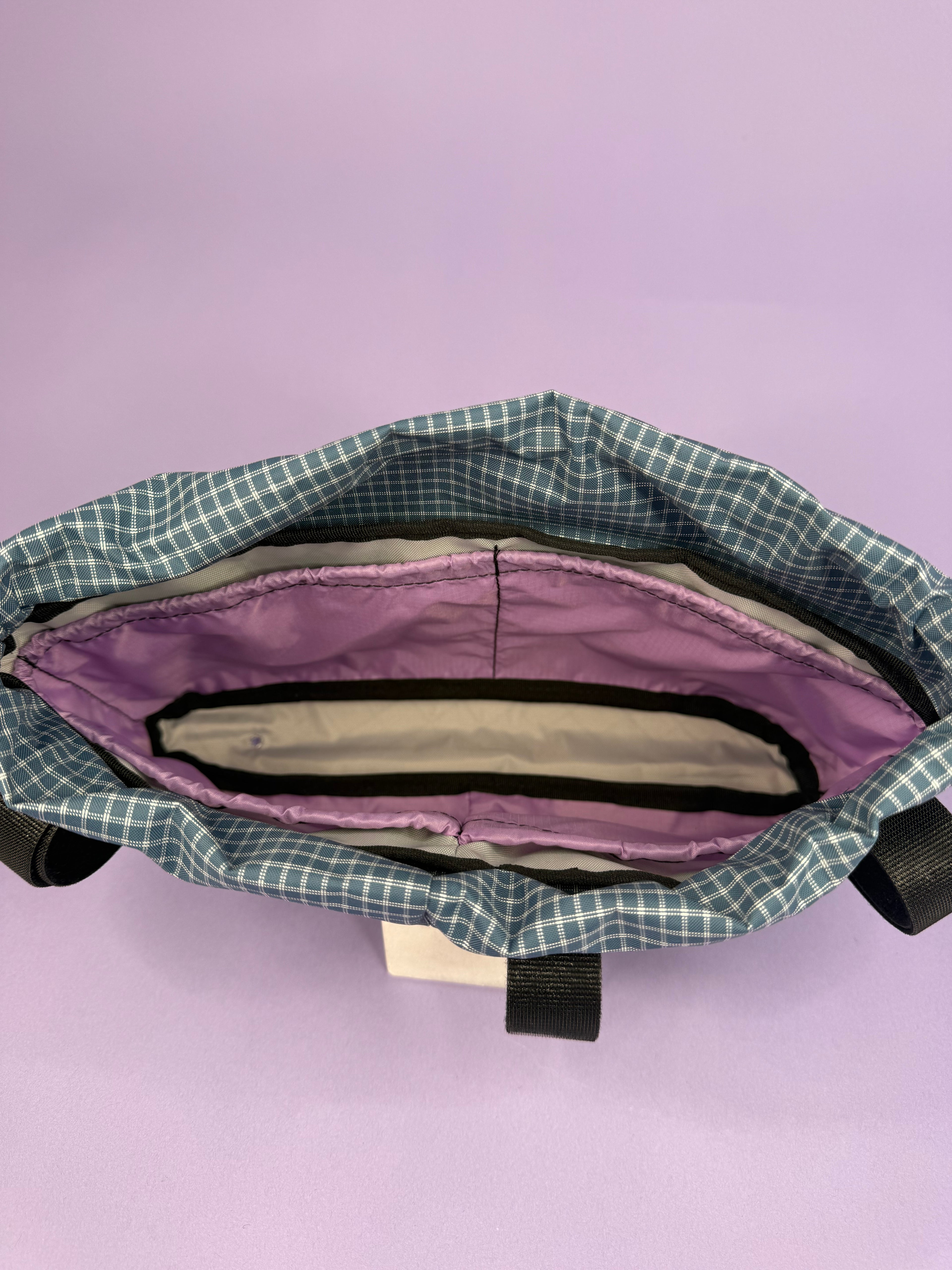 White X/Blue Jones H-bar/Surly Moloko Bag