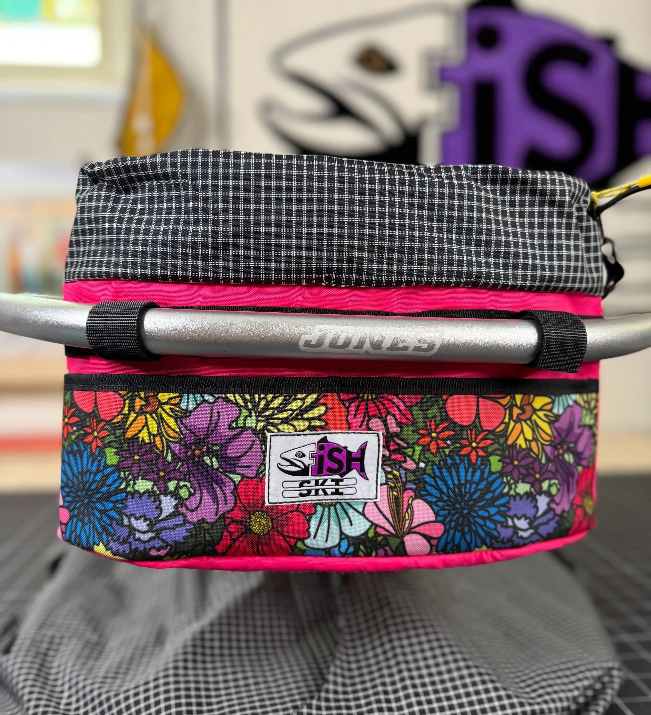 Pink/Floral Jones H-bar/Surly Moloko Bag
