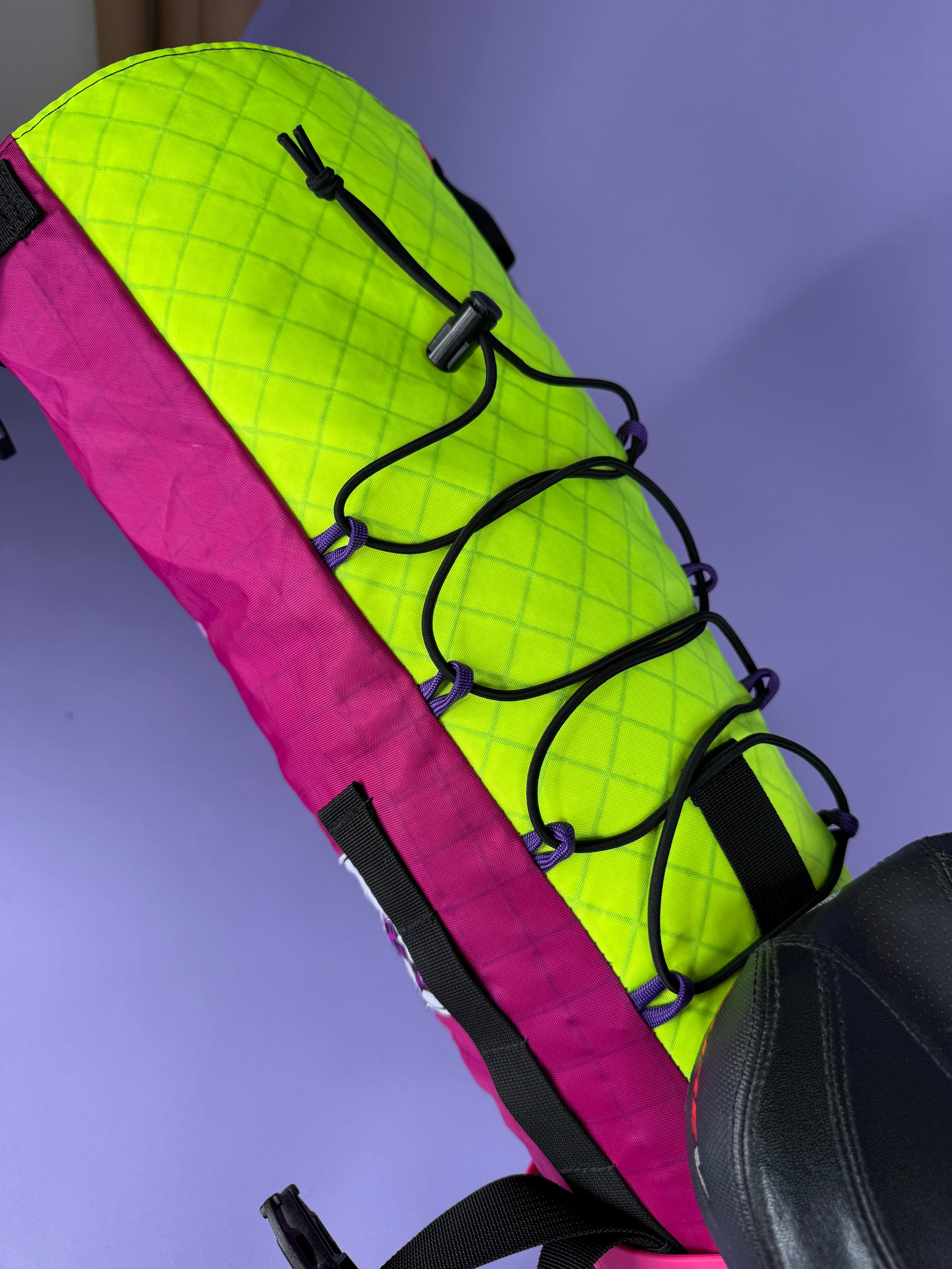 Fuchsia/High-vis Saddlebag