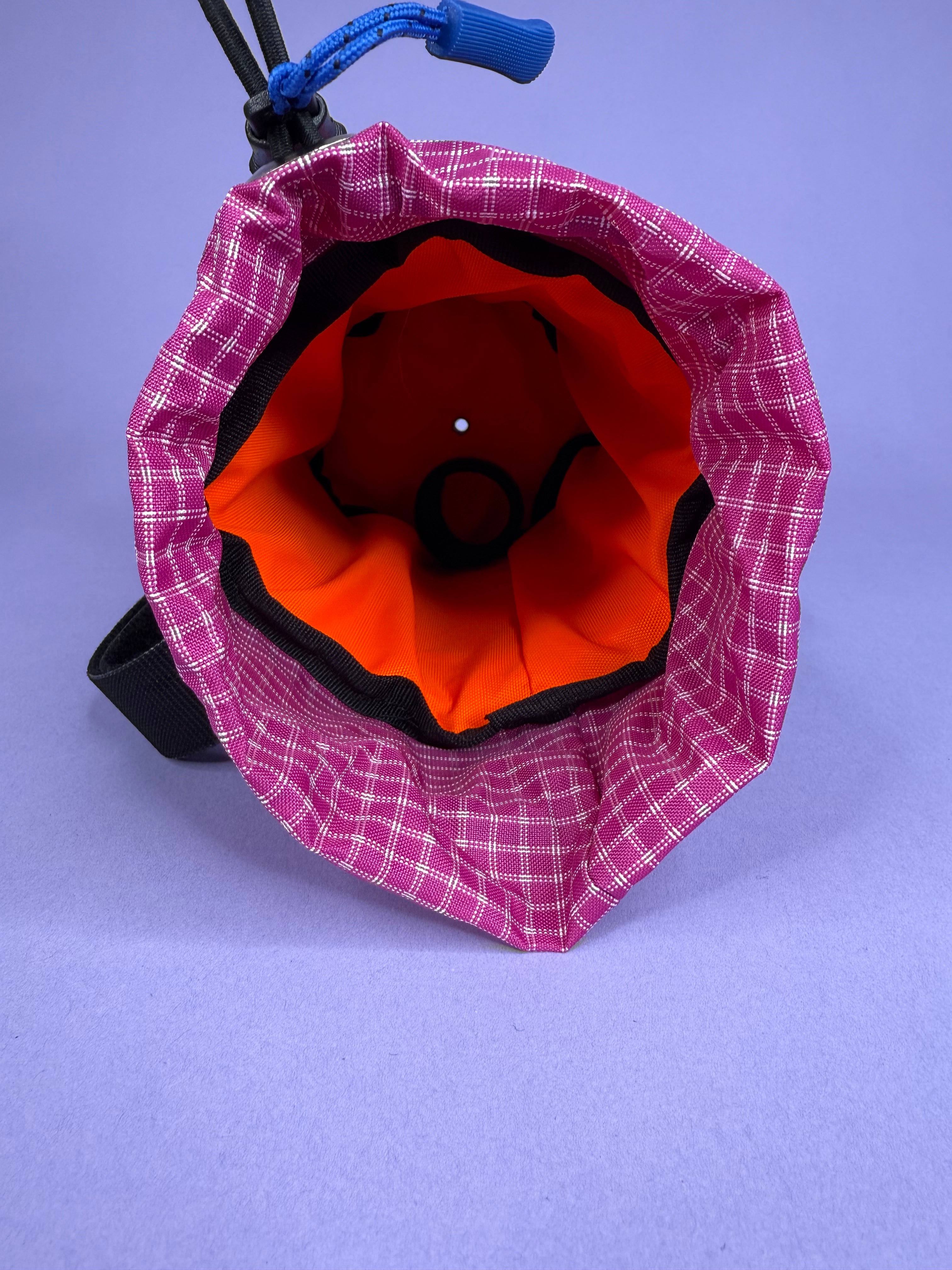 Lavender/Floral Feedbag
