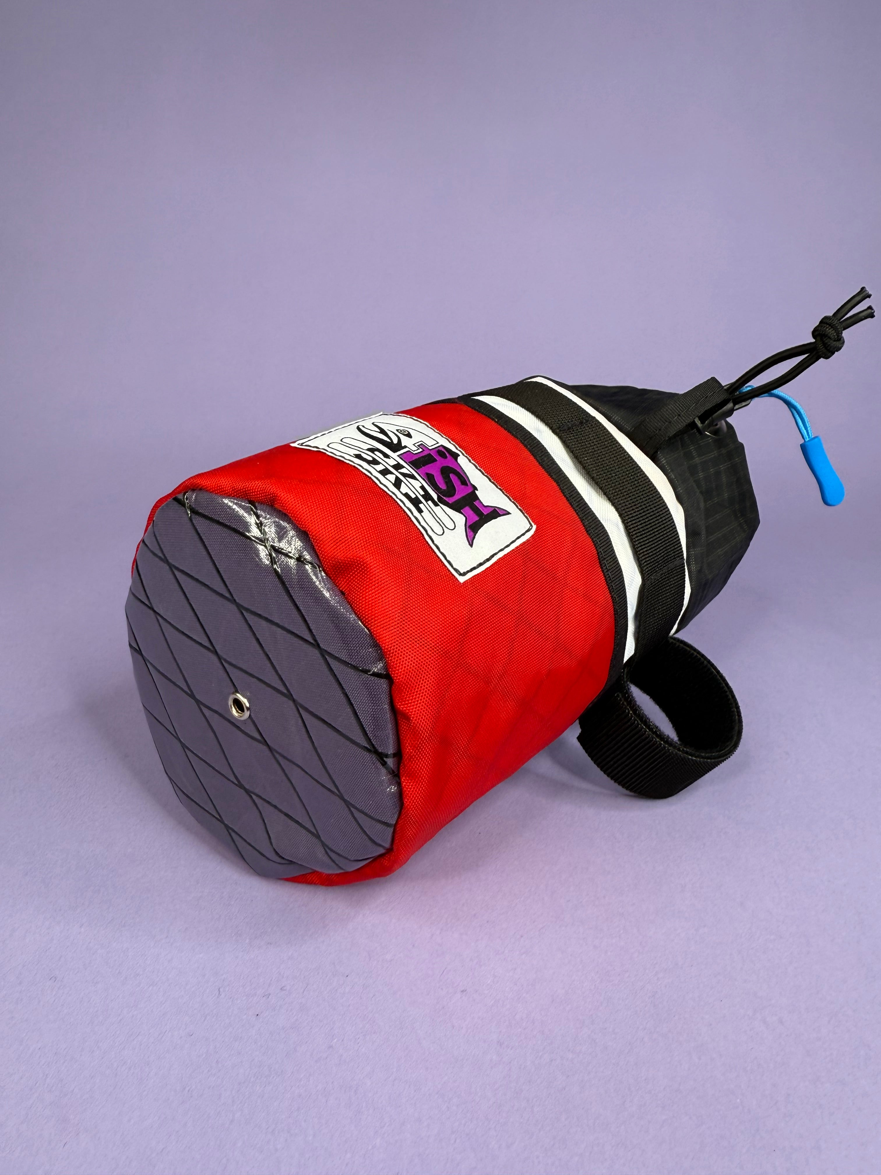 White/Red Feedbag