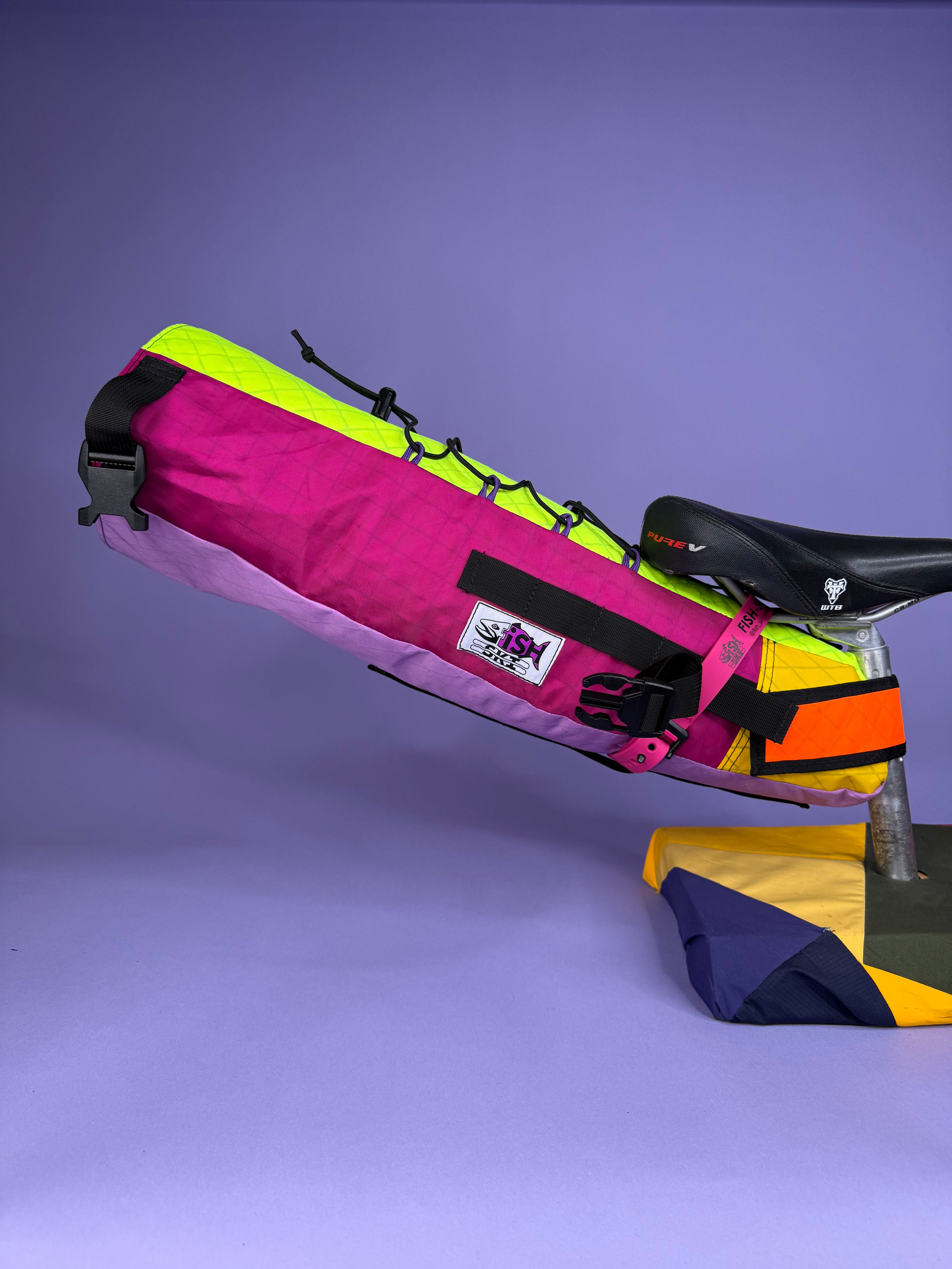 Fuchsia/High-vis Saddlebag